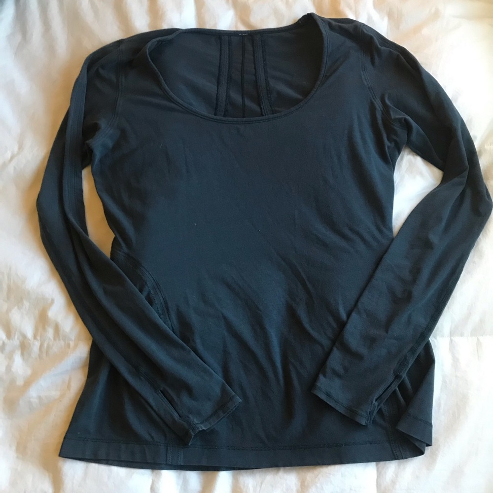LULULEMON Dark Blue Long Sleeve